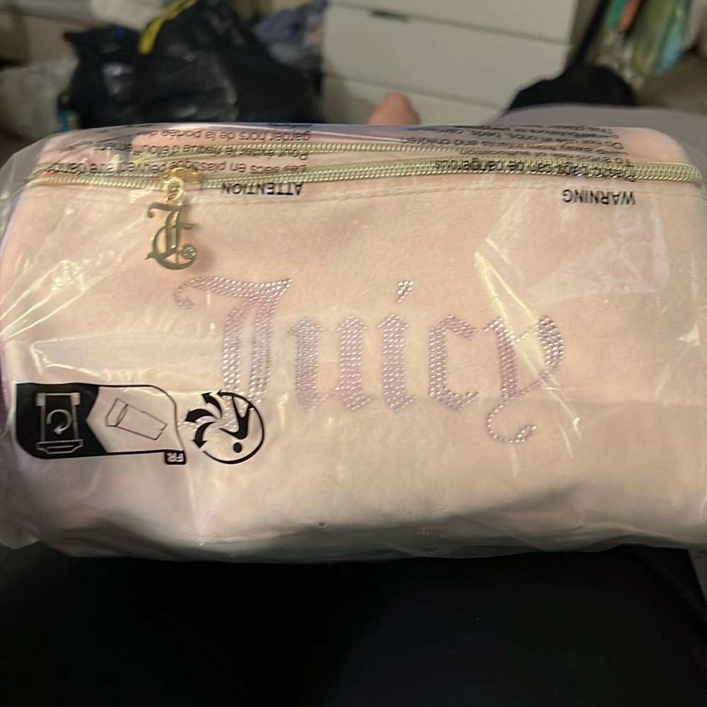 Juicy couture travel make up bag